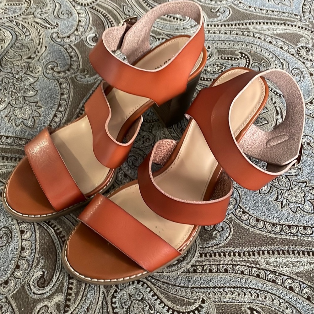 Old navy stacked heel sandals